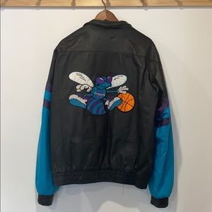 Charlotte Hornets vintage 90’s leather jacket.